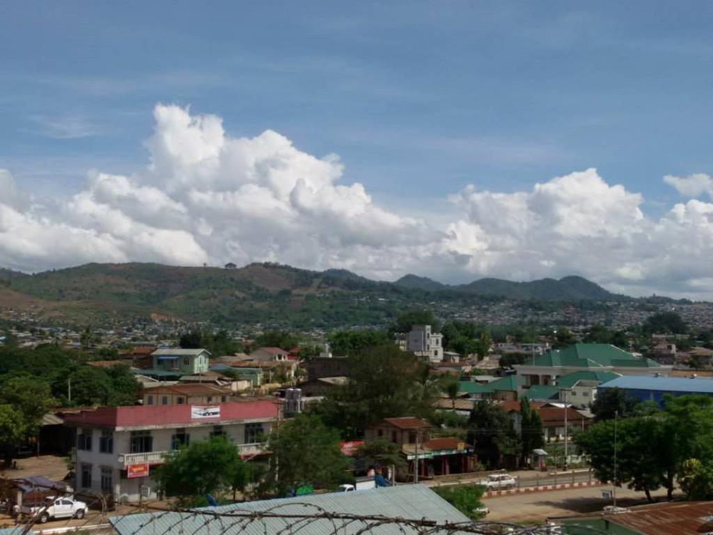 Golden Hill Hotel - Lashio Exteriér fotografie